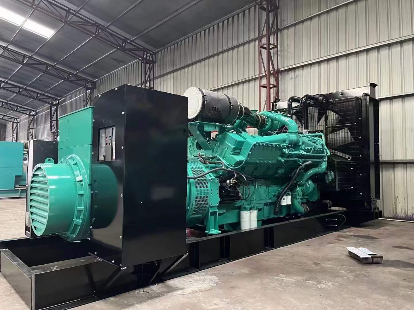 公主岭如何降低 800kW 柴油发电机输出电流的波动?